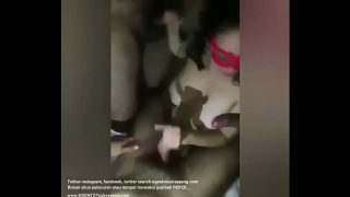Bokep Indonesia Terbaru 2019 | Ngemut 3 Kontol | Joss Gondos | Juancoook | Semua Suka Nonton Bokep, Aku.. Kamu & Mereka yang MUNAFIK Akan Sex Juga Suka Bokep