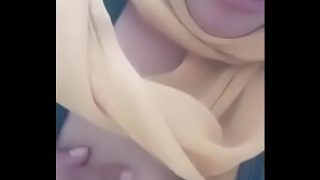 Hijab showed boobs
