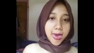 Pakai Hijab Bugil Sange Keenakan