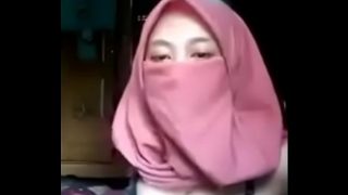 SMA Viral Jilbab Full Video : http://zo.ee/6Bqit