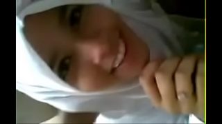 Very Beautiful Hijaber Teen Love To Sucking Cock