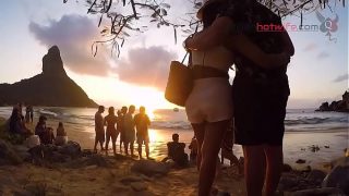 CHEGANDO EM NORONHA E INDO DIRETO ASSISTIR O PÔR DO SOL NO BAR DO MEIO