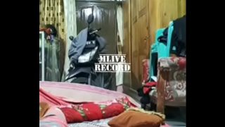 Suami lemah colmek lagi pakai sikat gigi