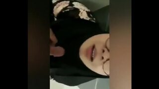 Bokep Indonesia | Hijab Blowjob