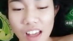 Bokep Indo Tante Muda Show Memek ke Vievers