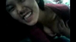 Lagi asik nyepong ada orang lewat – videocis.net.MP4