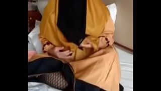 Horny Hijab Girl Part 5