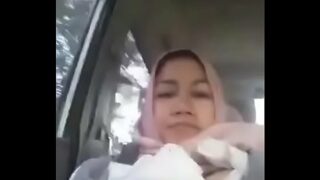 jilbab pamer nenen : https://duit.cc/XCoif3u