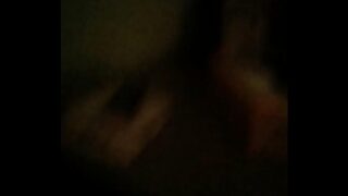 Vào nhà nghỉ cùng vợ thằng bạn