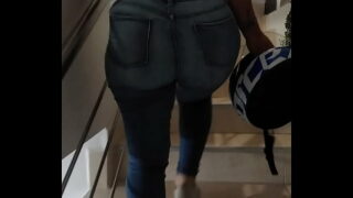 Rumbo al motel con rica nalgona