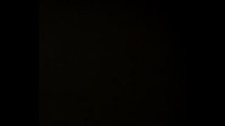 schwester geil  in Dunkel  den arsch gefickt