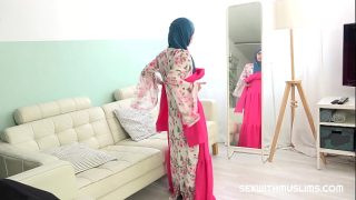 Small muslim wife needs to buy new dress